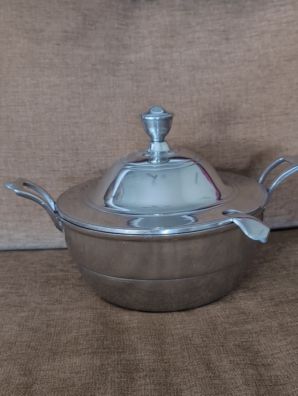 Wilton Silver Armentale Covered Serving Dish with Handles And Spoon